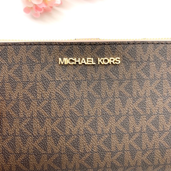 Michael Kors Jet Set Travel Double Zip Wristlet - Brown Signature/ Powder Blush - Picture 6 of 10